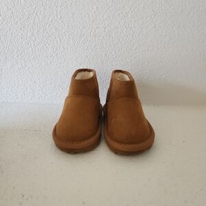 Baby Gap Toddler Cozy Boots Brown Like New - Size 5